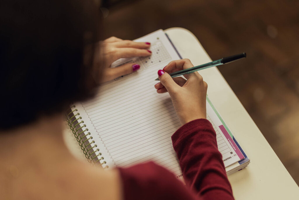 Enem: como evitar clichês na redação - 01/07/2025 - Educação