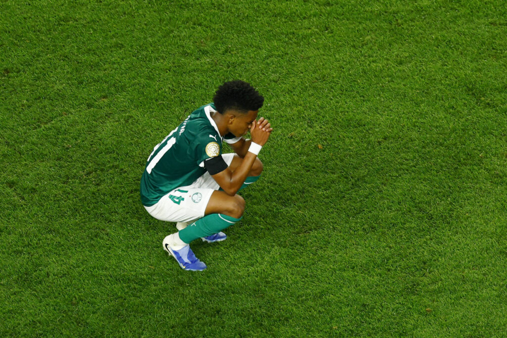Estêvão se despede do Palmeiras com o coração partido - 05/07/2025 - Esporte