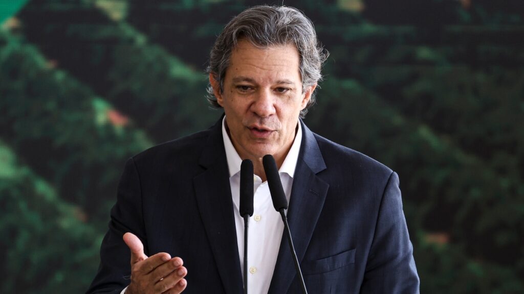 Haddad afirma que a Argentina se sobressai no combate à inflação e busca maior integração.