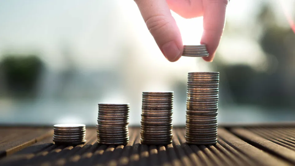 Poupança registra captação líquida de R$ 2,1 bilhões em junho.